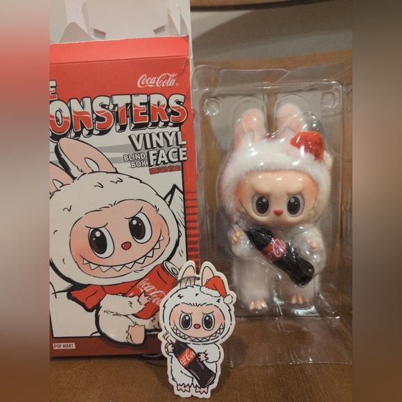 Coca cola Labubu - Picture 1 of 1